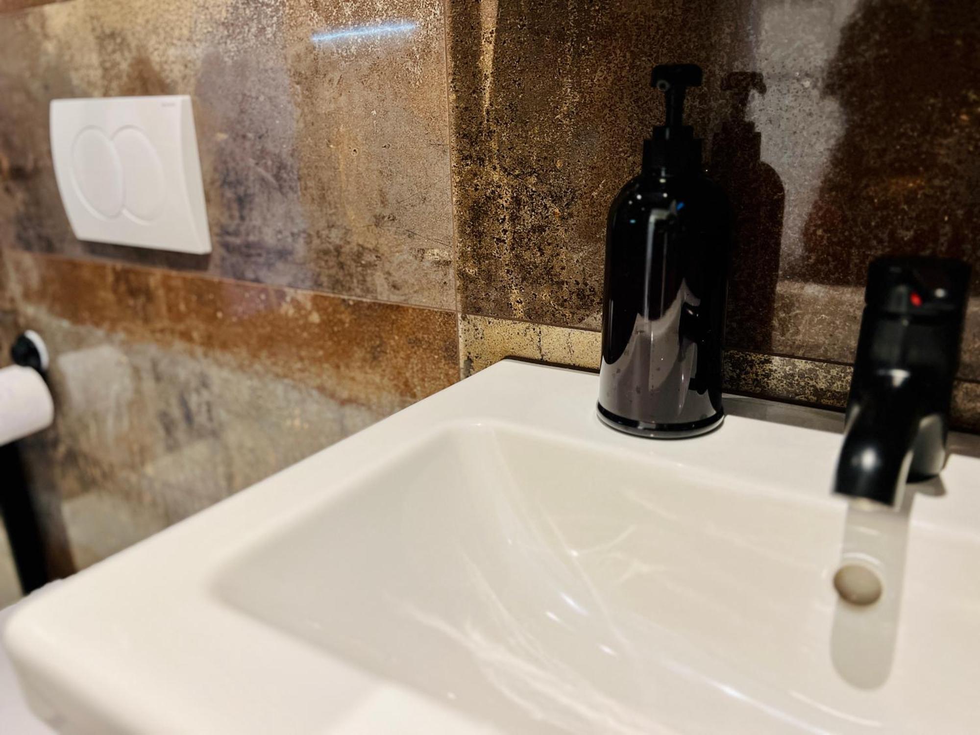 Sunny App Apartment Ljubljana Phòng bức ảnh